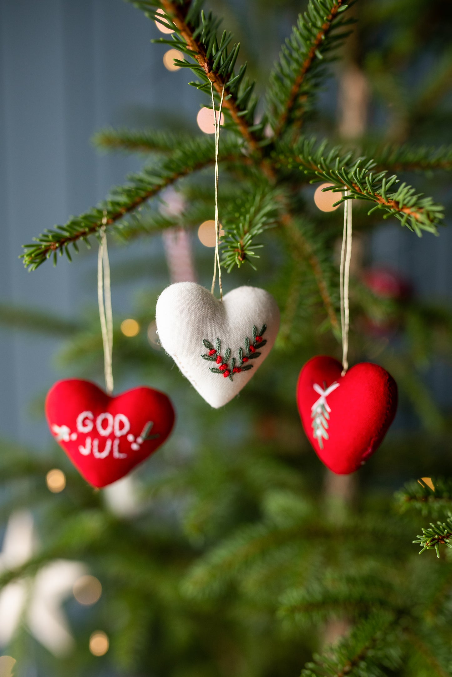 Tiny Embroidered Hearts “God Jul”, Set of 3