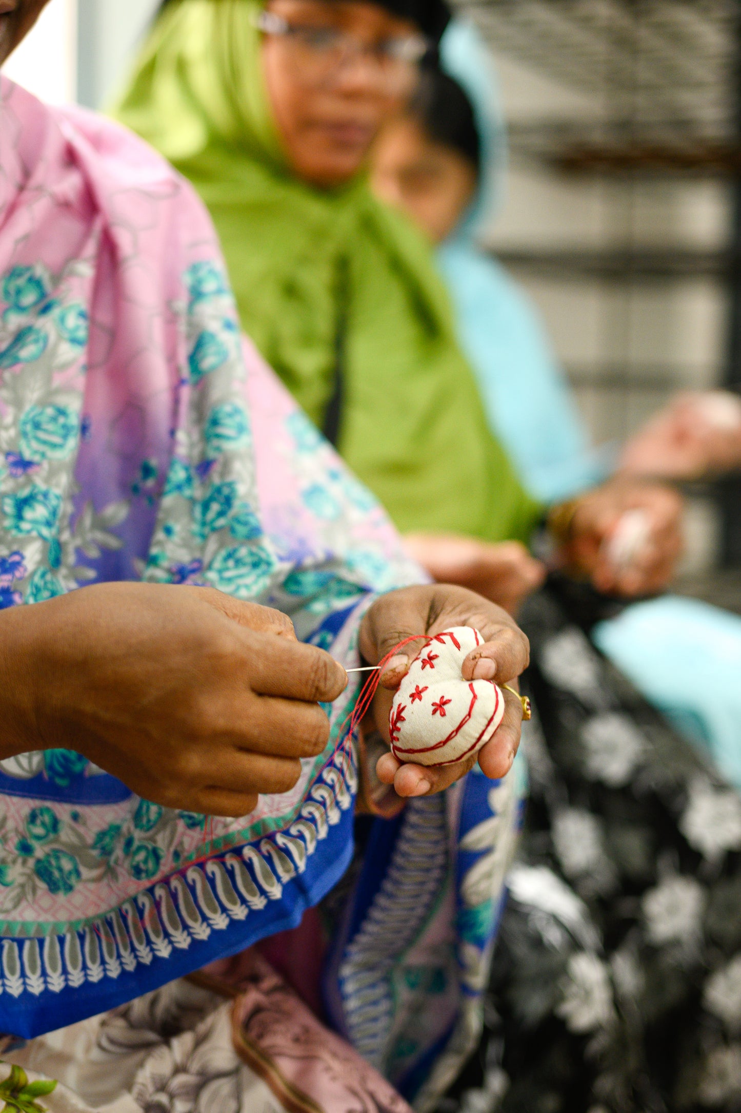 Embroidered Tradition Hearts, set of 2