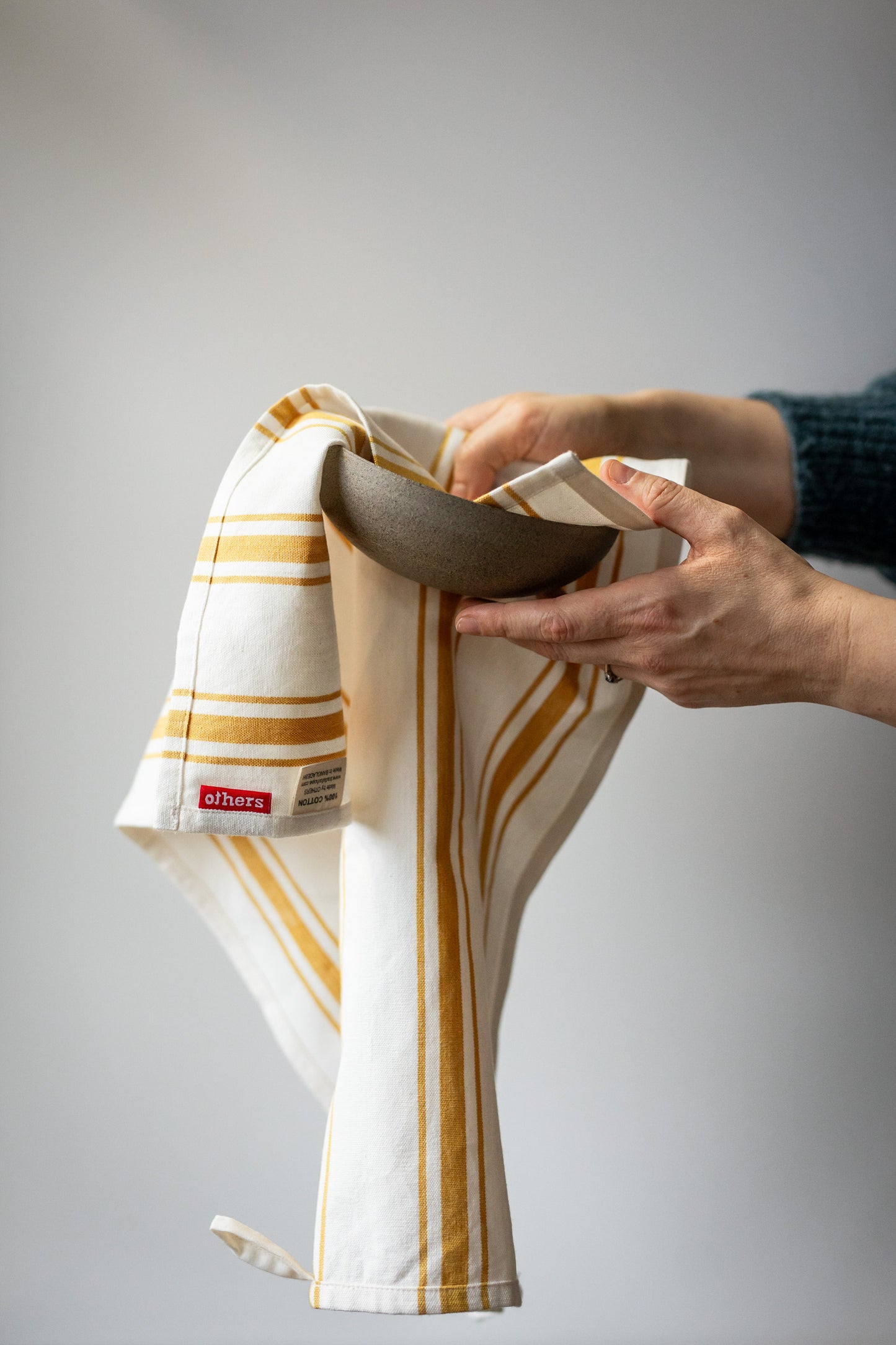 Tea towel vertical stripes - yellow single pack