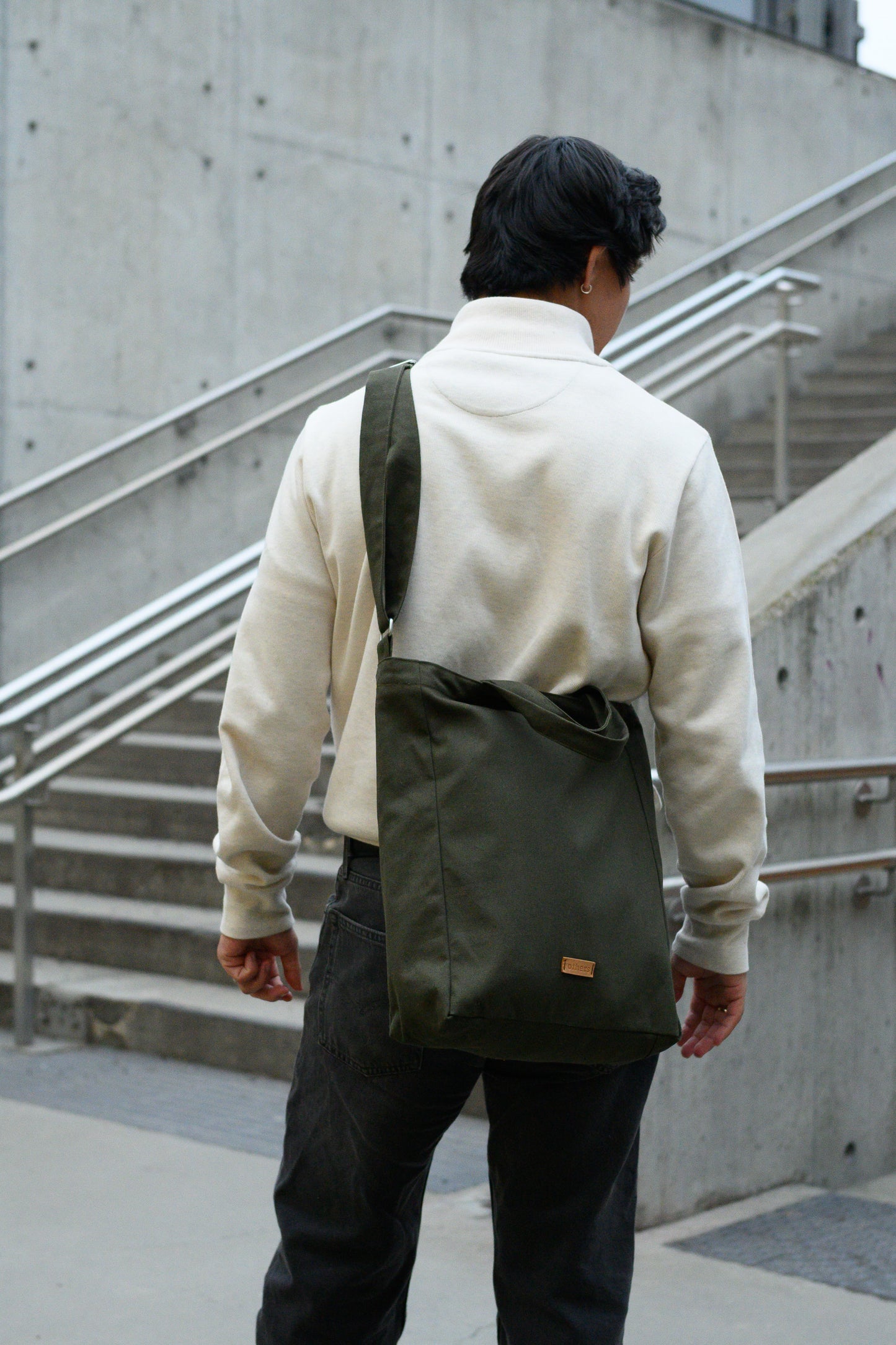 Tote with shoulder strap - dark green
